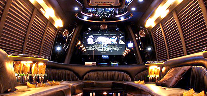 toronto party bus