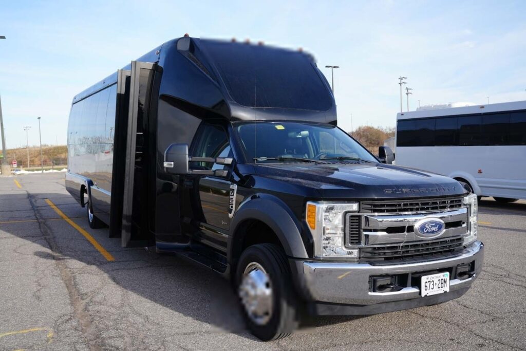 How to book a party bus in Toronto